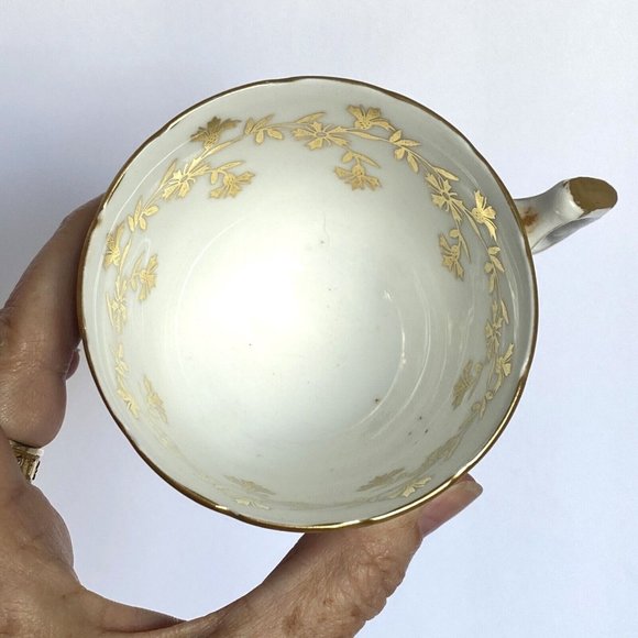 Aynsley Deep Blue No 28 Scalloped Border Gold Accent Floral Thistle Cup Saucer - Picture 4 of 11